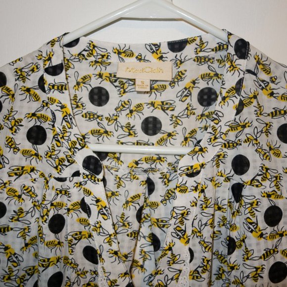 ModCloth BEE and Polka dot sleeveless top! - Picture 6 of 13